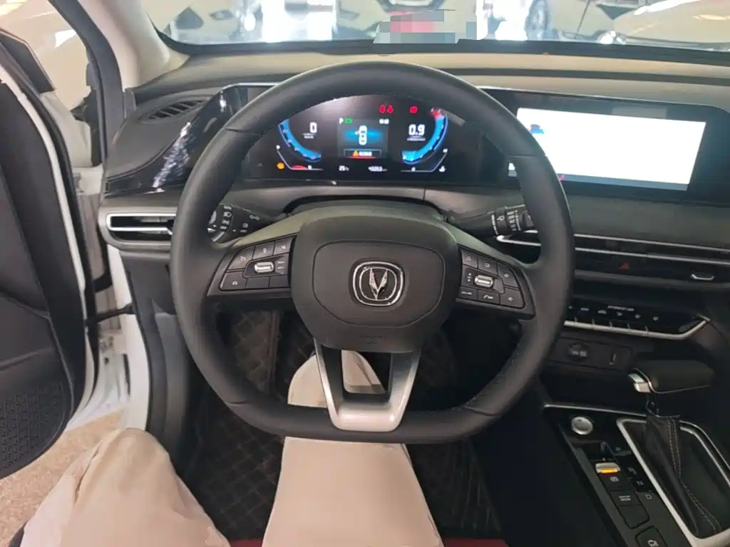 Changan Eado — миниатюра 11
