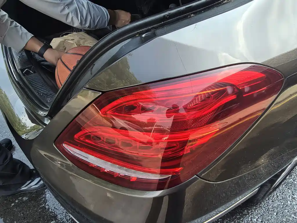 Mercedes-Benz C-Class — миниатюра 16