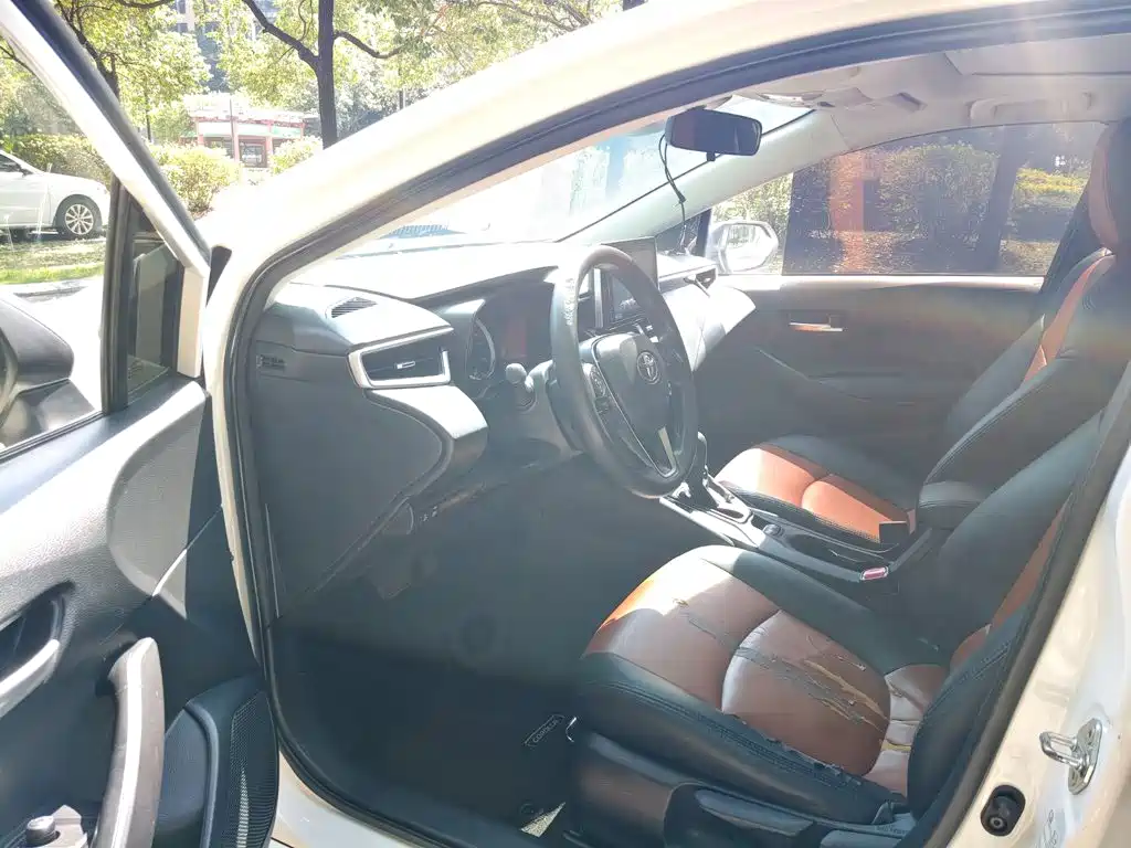 Toyota Corolla — миниатюра 10