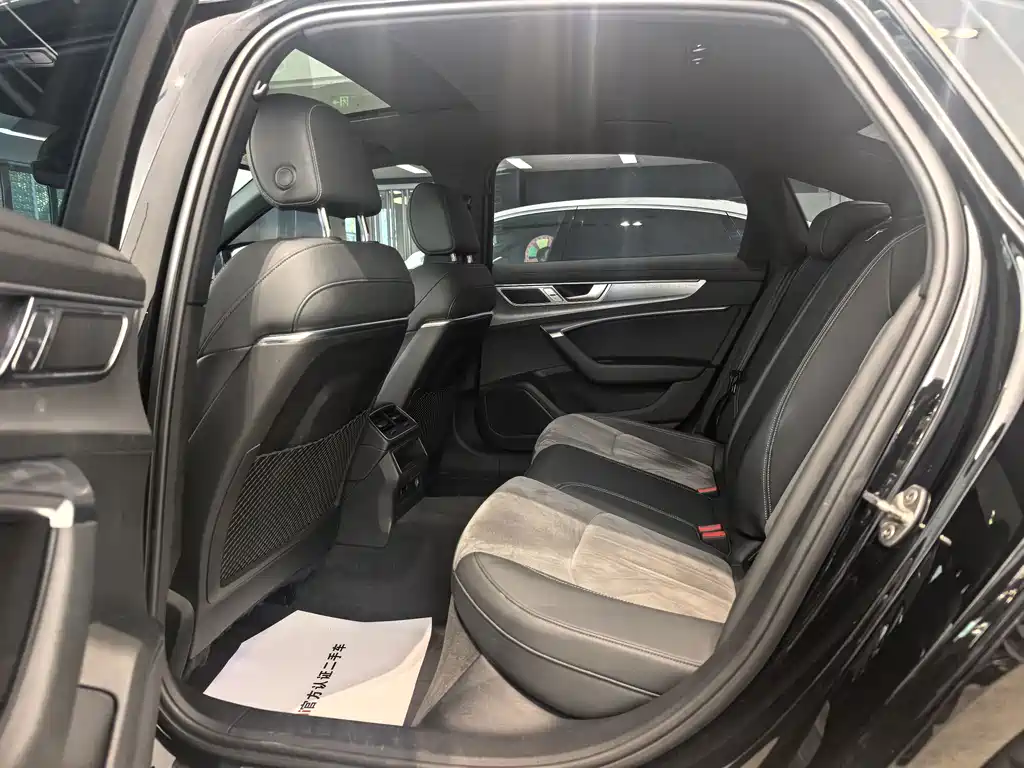 Audi A6L — миниатюра 7