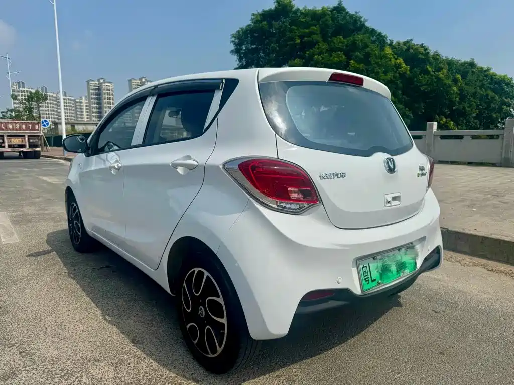 Changan Benben E-Star — миниатюра 8