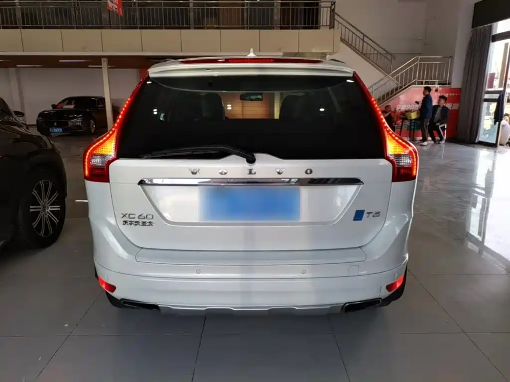 Volvo XC60 — миниатюра 6