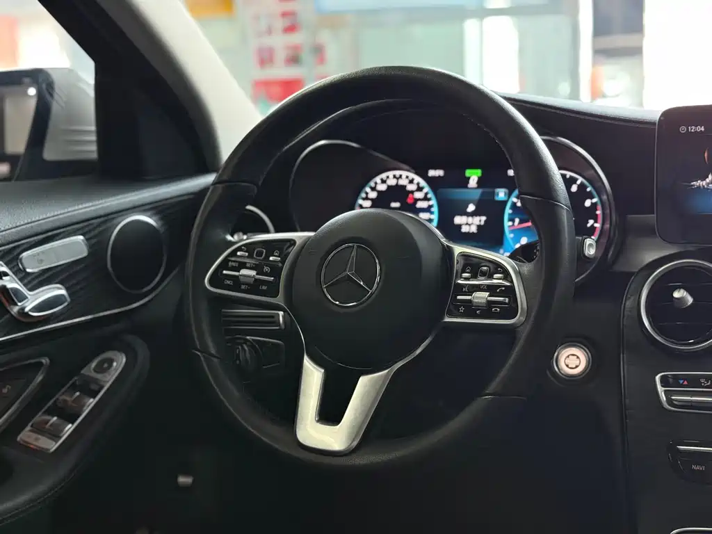 Mercedes-Benz C-Class — миниатюра 29
