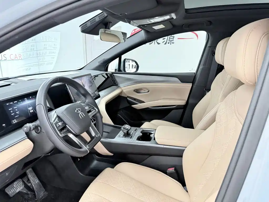 BYD L DM-i — миниатюра 8