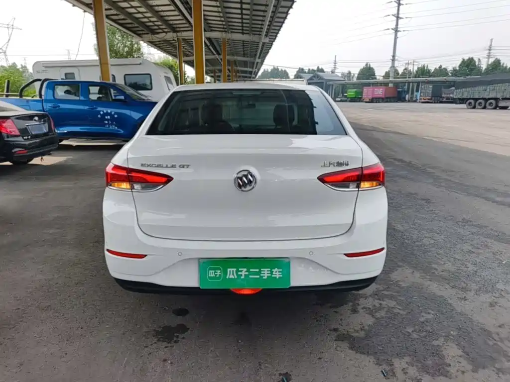 Buick Excelle — миниатюра 6