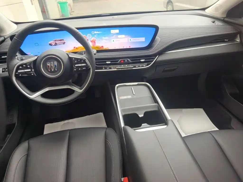 Buick LaCrosse — миниатюра 10