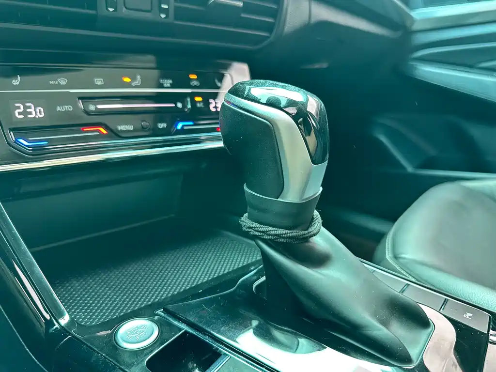 Volkswagen Passat — миниатюра 12