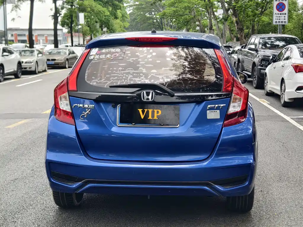 Honda Fit — миниатюра 5