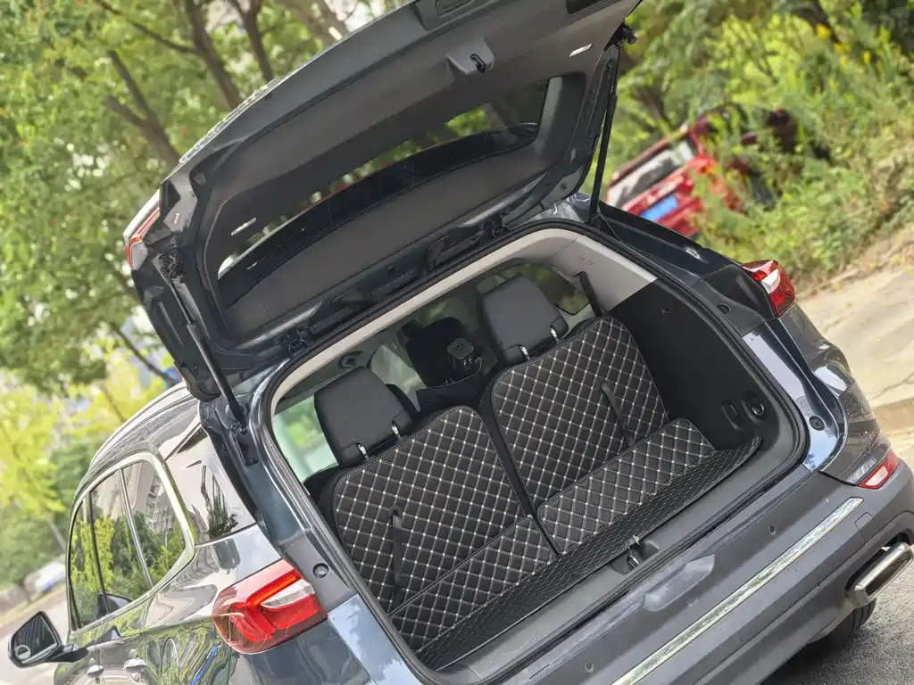 Buick Enclave — миниатюра 8