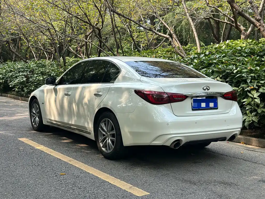 Infiniti Q50L — миниатюра 7