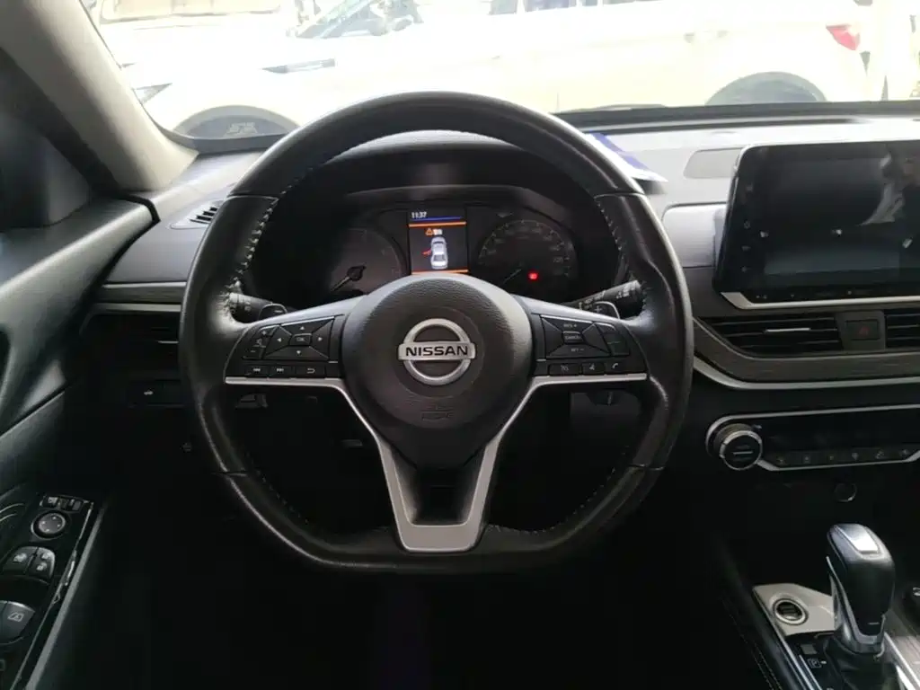 Nissan Teana — миниатюра 11