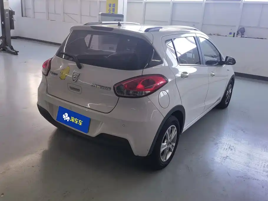 Baojun 310 — миниатюра 3