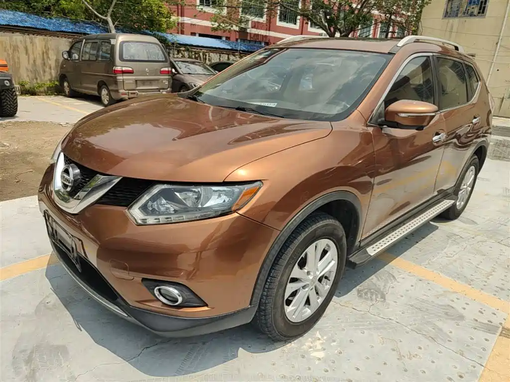 Nissan X-Trail 2015