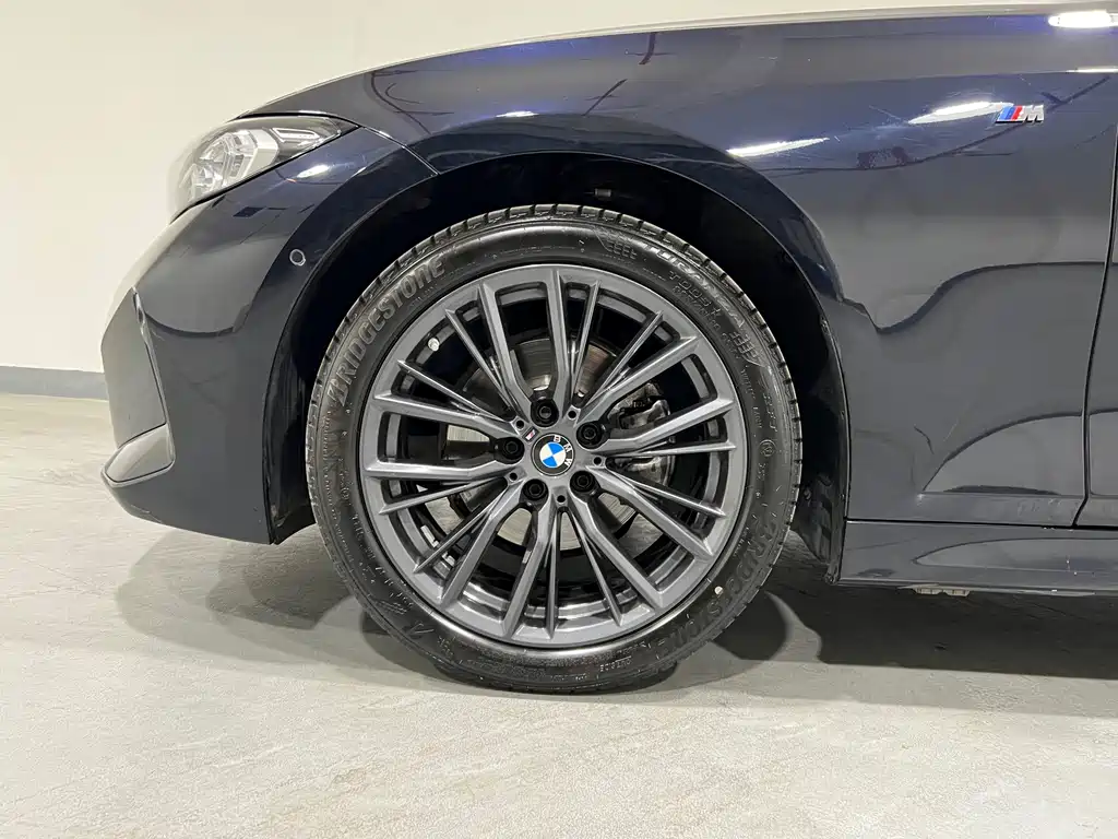 BMW 3 Series — миниатюра 3