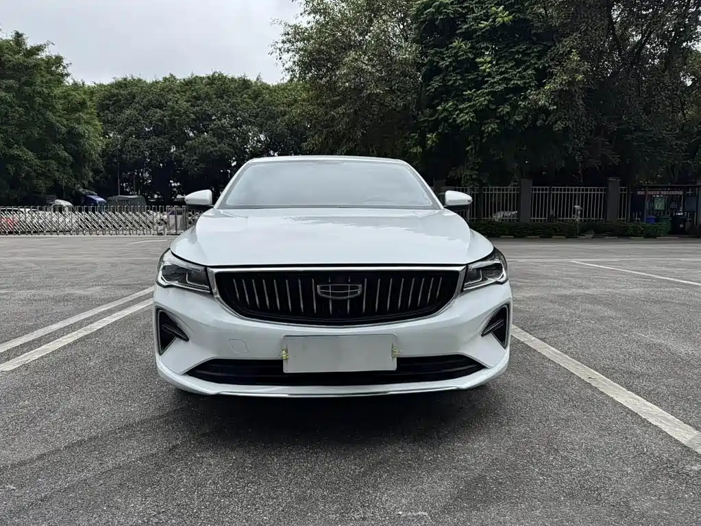 Geely Emgrand 4th Gen 1.5L CVT Flagship Type, фото 2