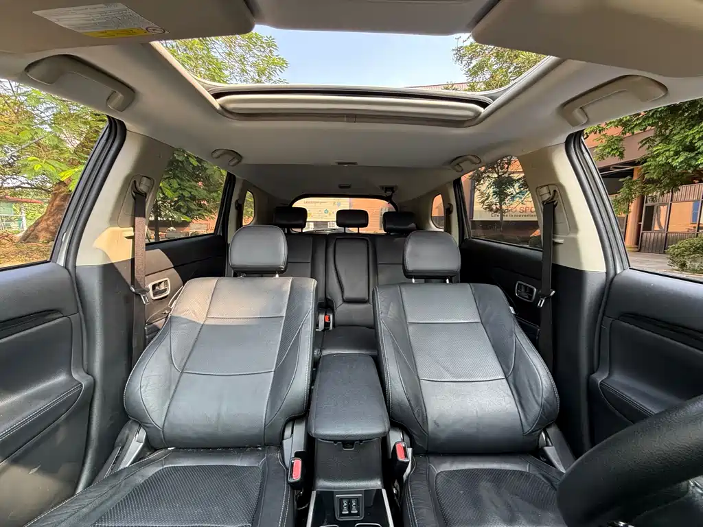 Mitsubishi Outlander — миниатюра 10