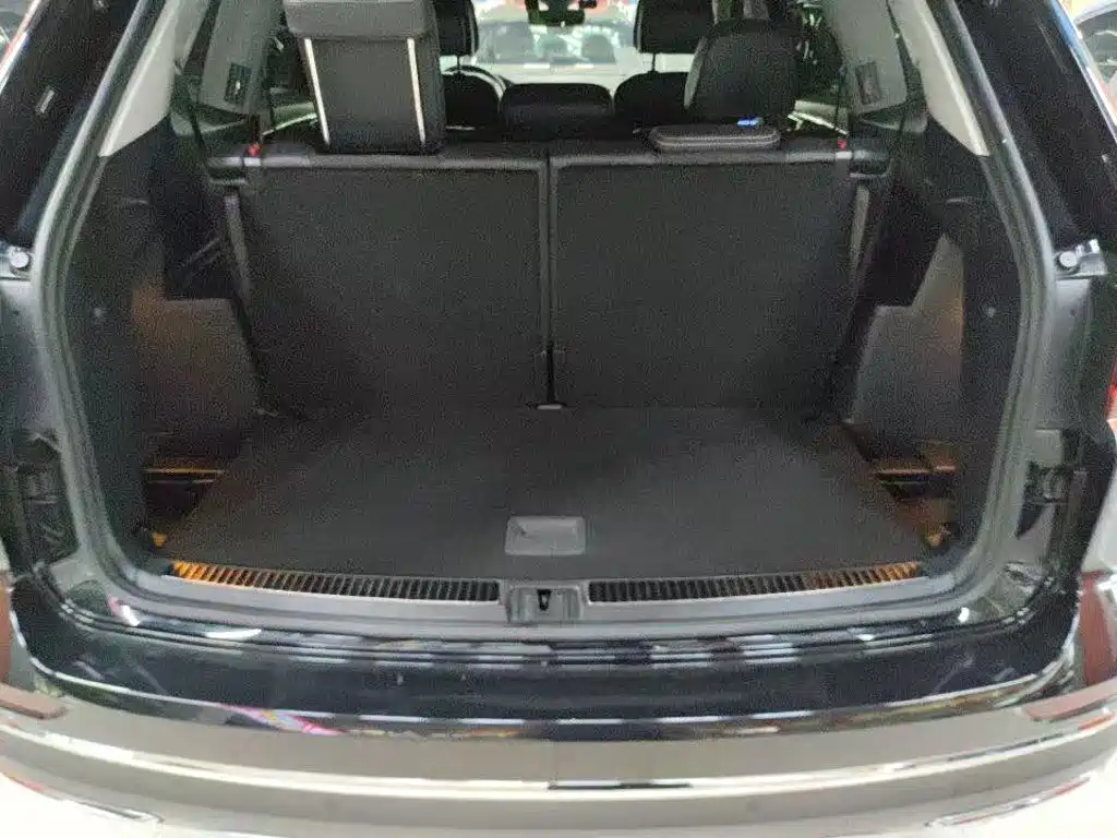 Volkswagen Teramont — миниатюра 3