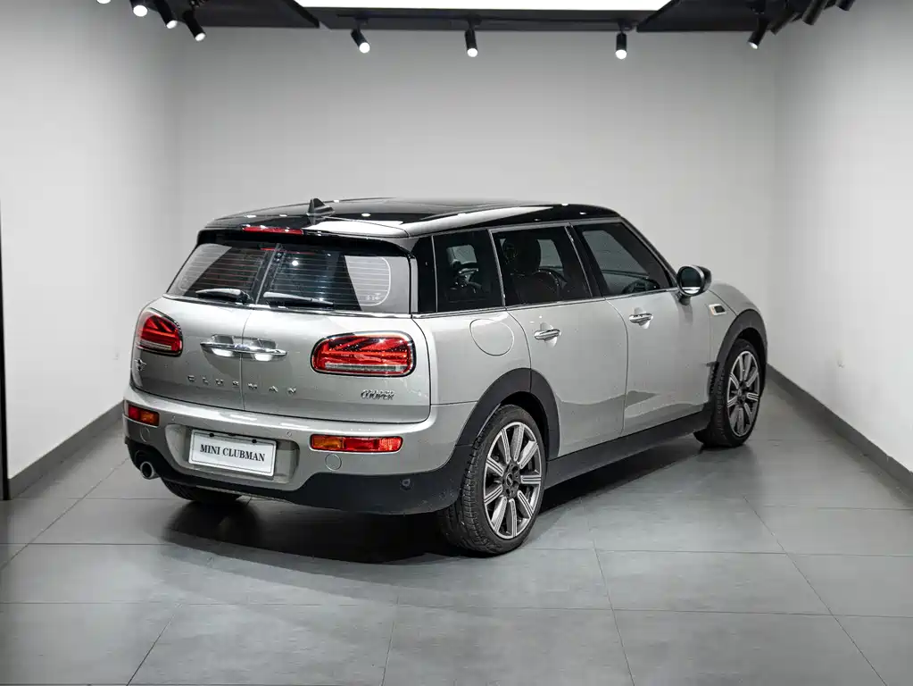 Mini Clubman 2023 1.5T COOPER