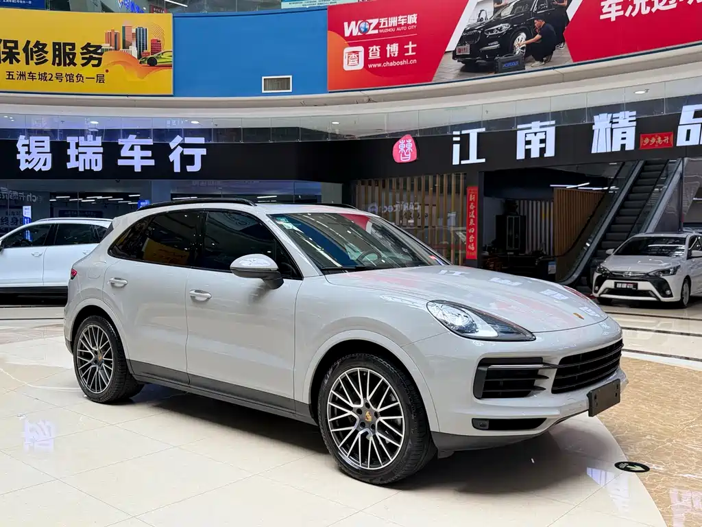 Porsche Cayenne — миниатюра 3
