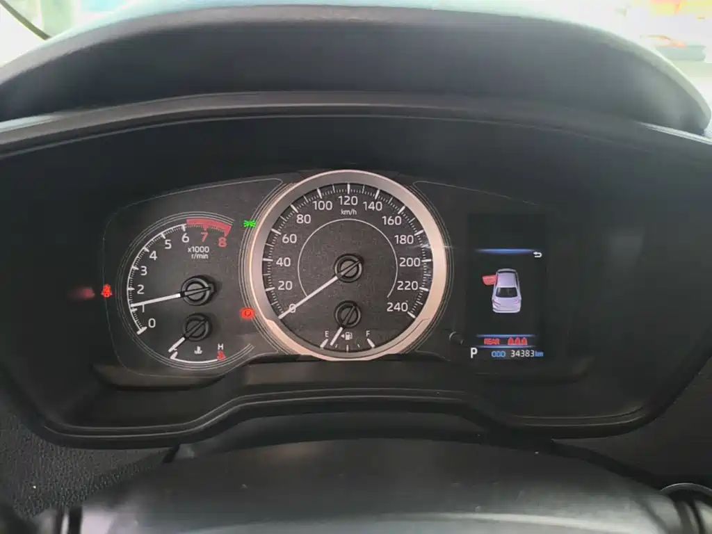 Toyota Corolla — миниатюра 12