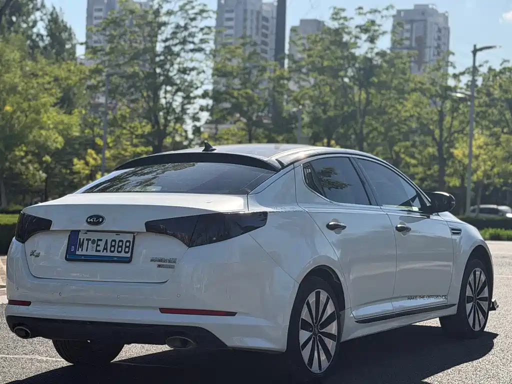 Kia K5 — миниатюра 5