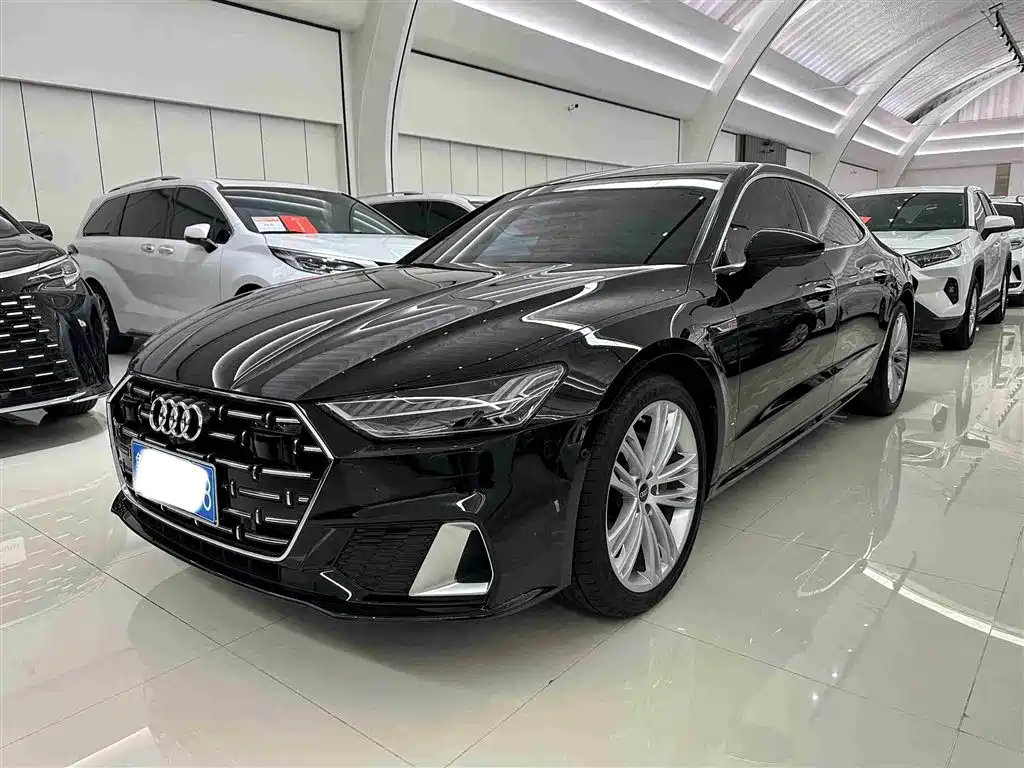 Audi A7L 2025