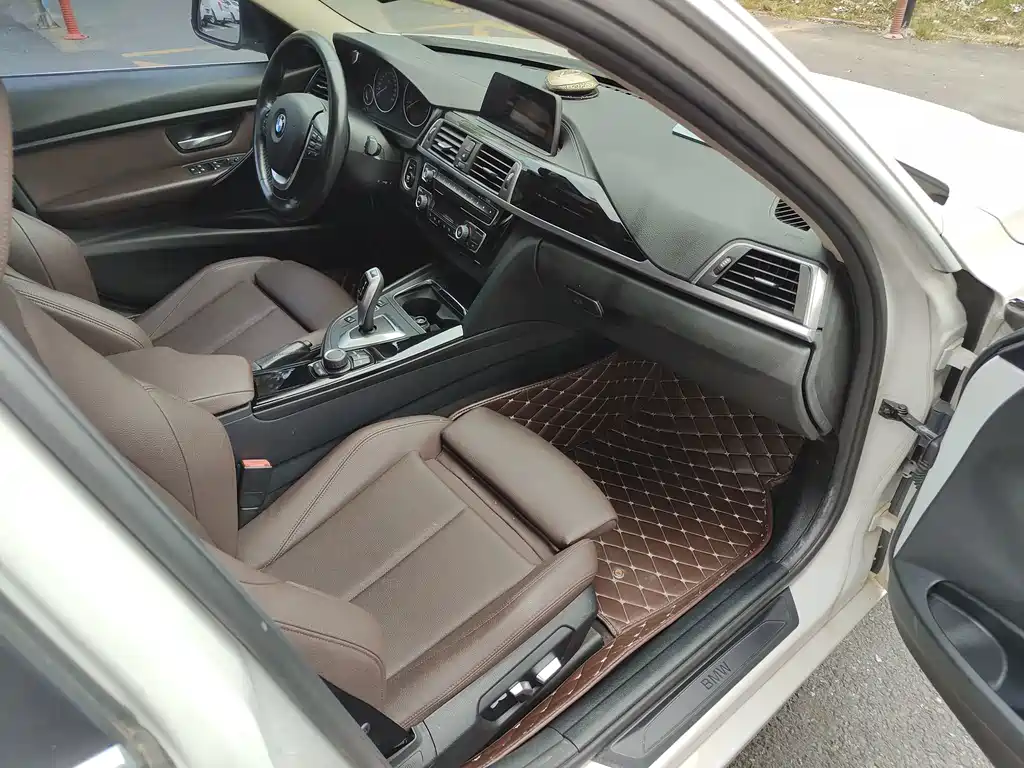 BMW 3 Series — миниатюра 16