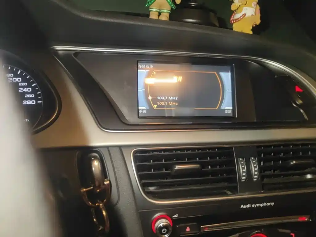 Audi A4L — миниатюра 6
