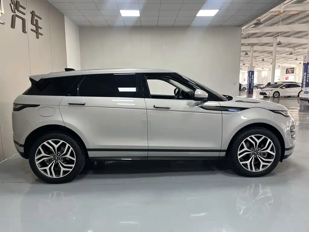Land Rover Evoque — миниатюра 8