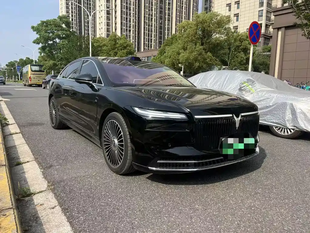 VOYAH Passion L — миниатюра 3