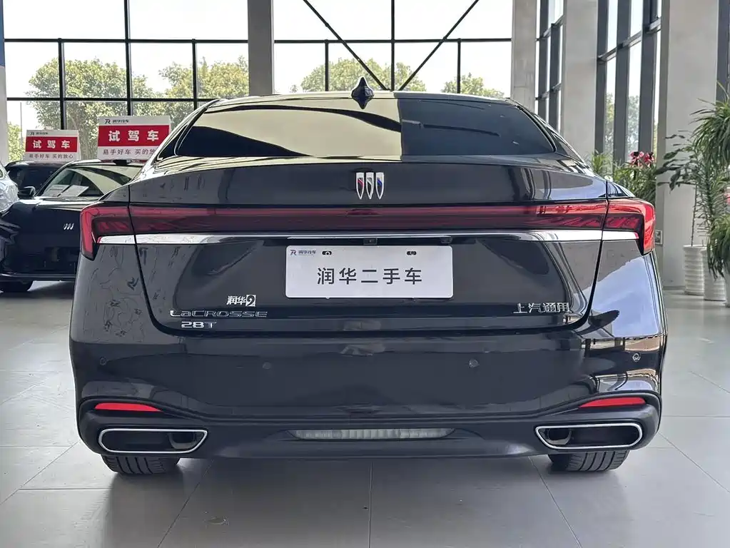 Buick LaCrosse — миниатюра 4
