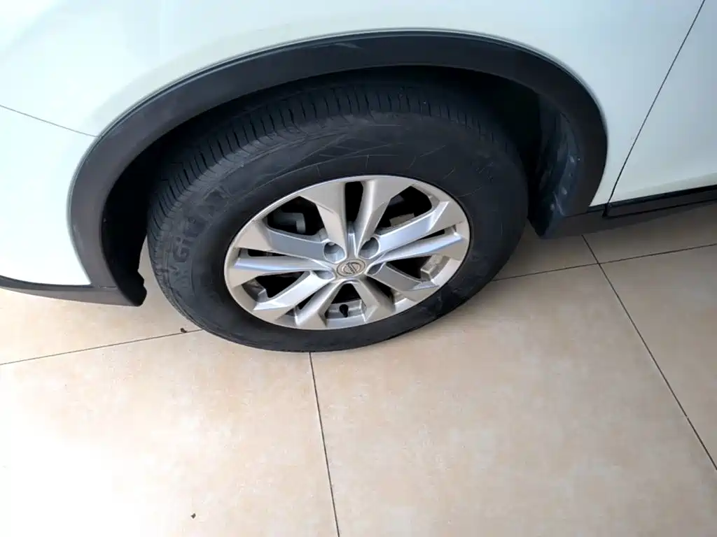 Nissan X-Trail — миниатюра 23