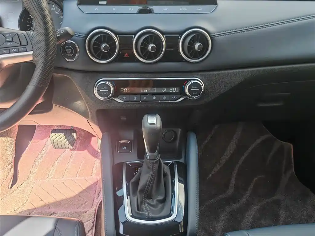 Nissan Qashqai — миниатюра 14