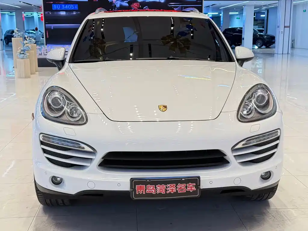 Porsche Cayenne — миниатюра 2