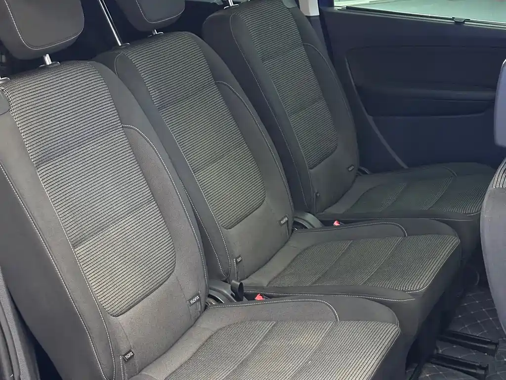 Volkswagen Sharan — миниатюра 18