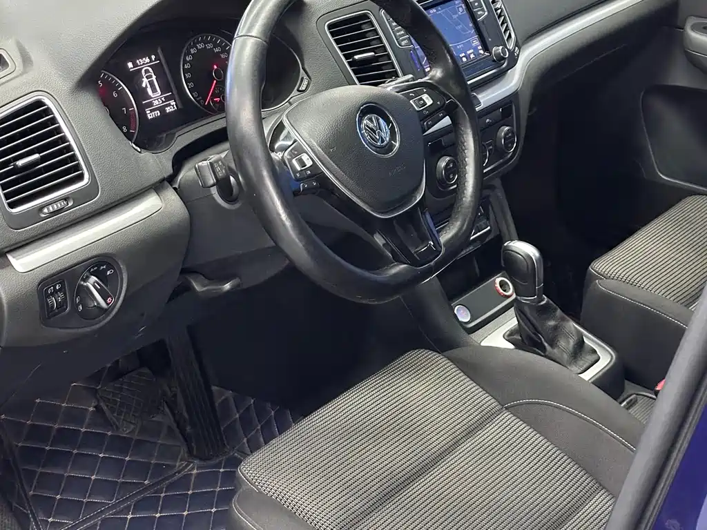 Volkswagen Sharan — миниатюра 6