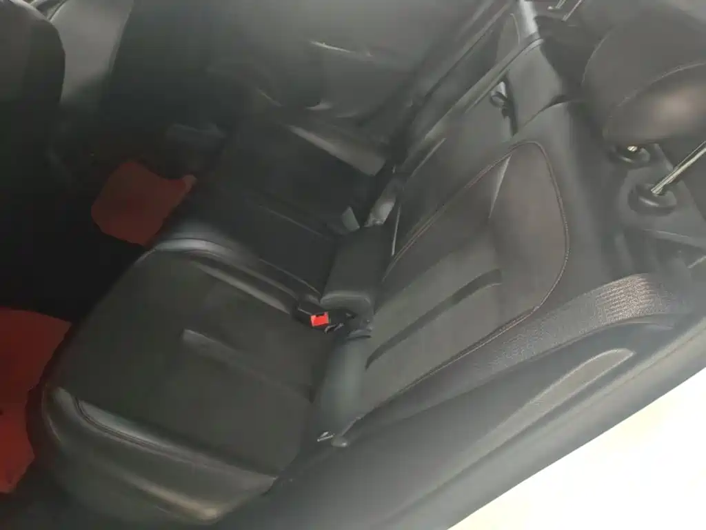 Buick Verano — миниатюра 17