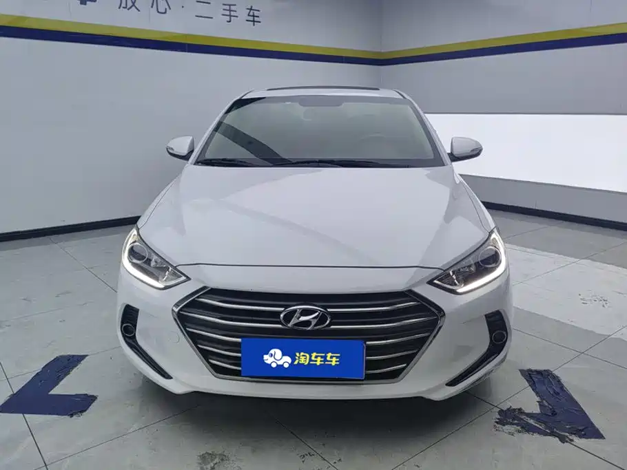 Hyundai Elantra — миниатюра 2
