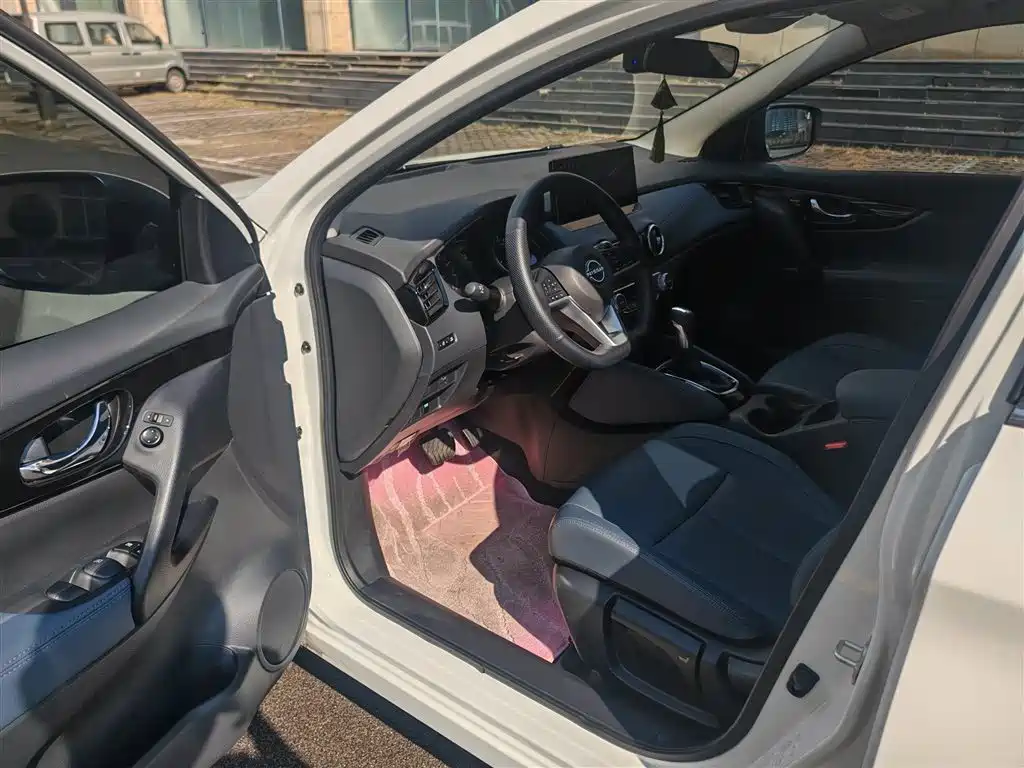 Nissan Qashqai — миниатюра 10