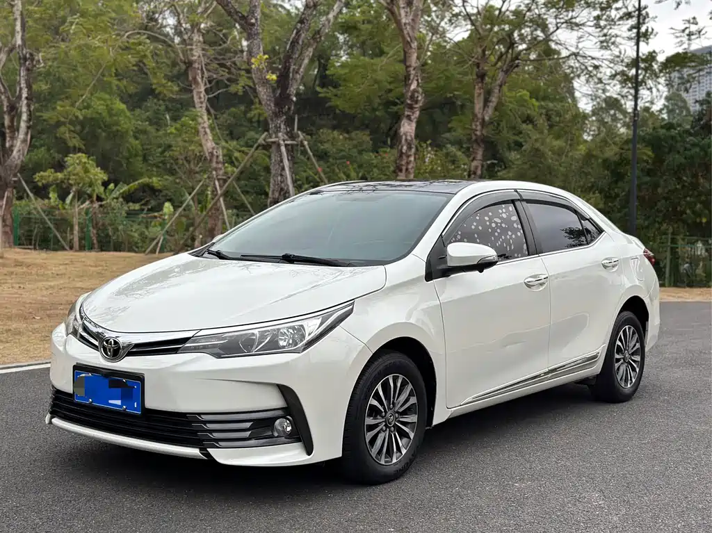 TOYOTA COROLLA