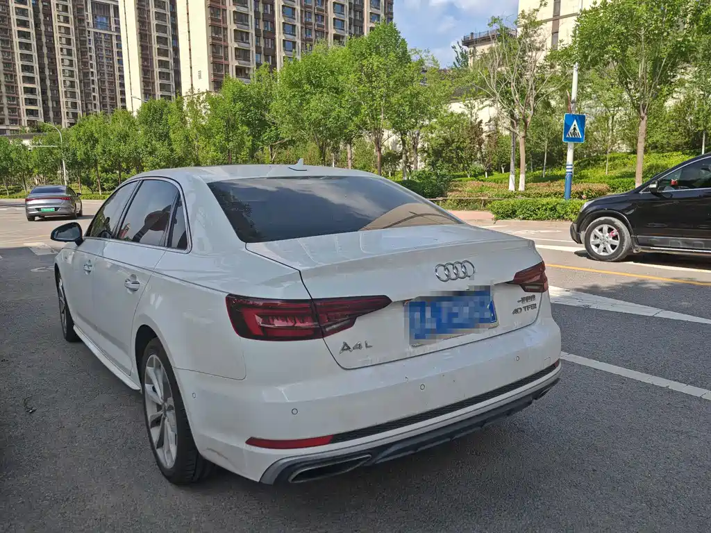 Audi A4L — миниатюра 6
