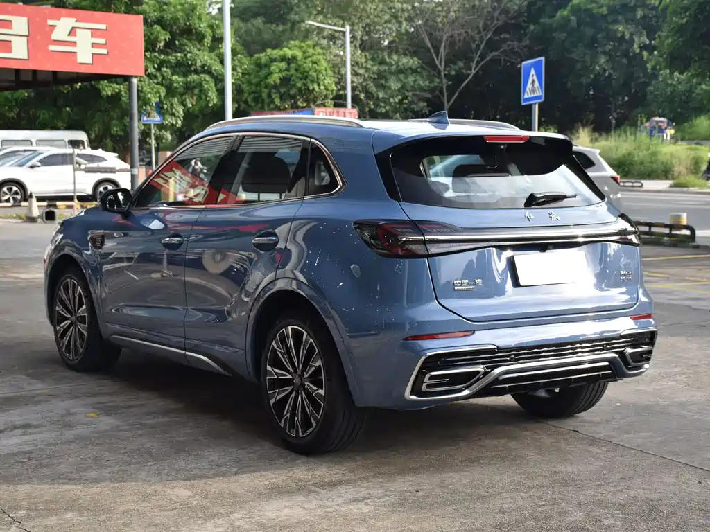 Hongqi HS5 2023 2.0T Pro