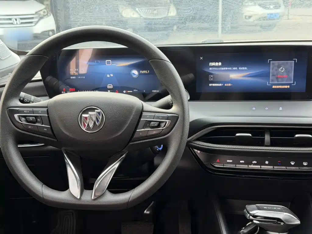 Buick Verano — миниатюра 17