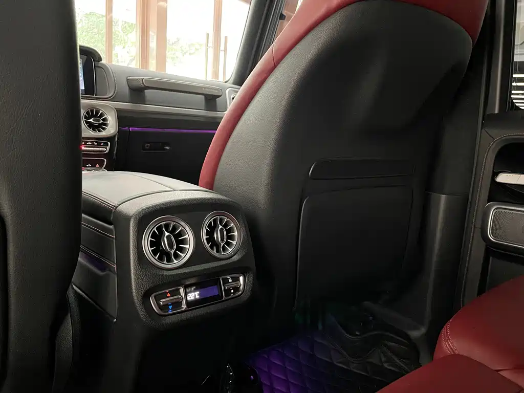 Mercedes-Benz G-Class — миниатюра 13