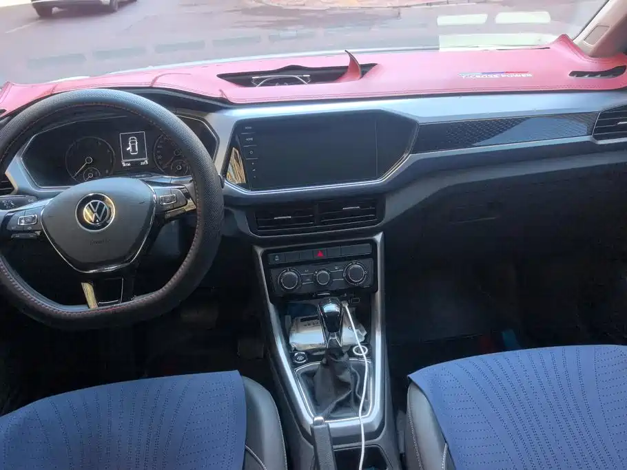 Volkswagen T-Cross — миниатюра 12