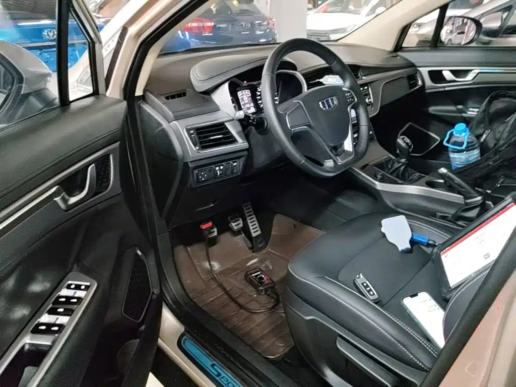 Geely Emgrand GS — миниатюра 16