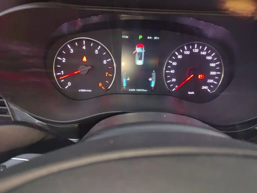 BYD MAX — миниатюра 5