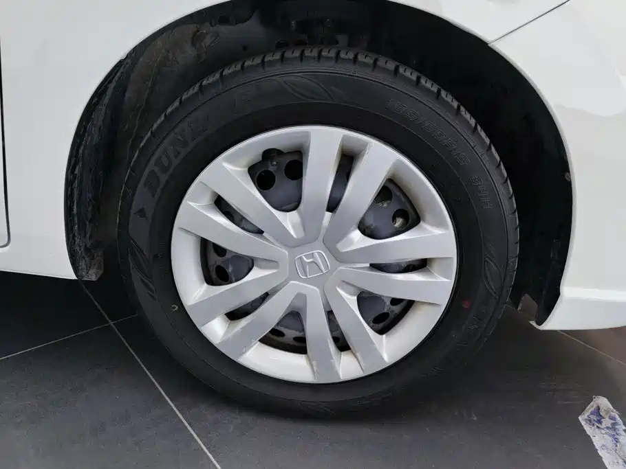 Honda Fit — миниатюра 6