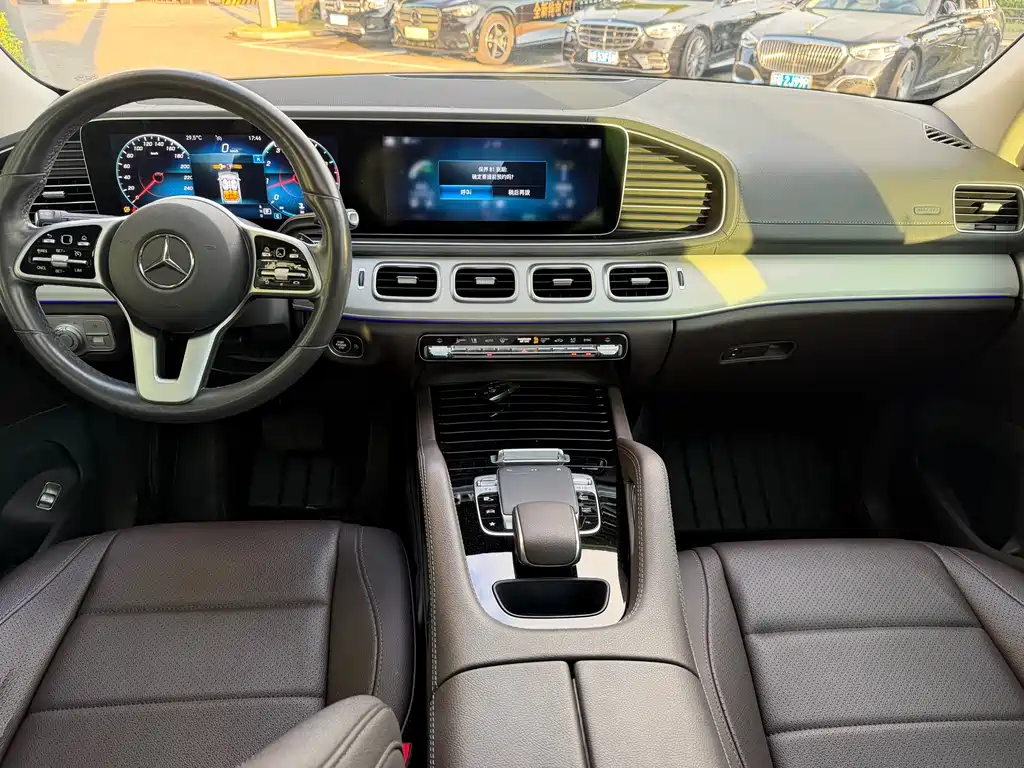 Mercedes-Benz GLE (Import) — миниатюра 13