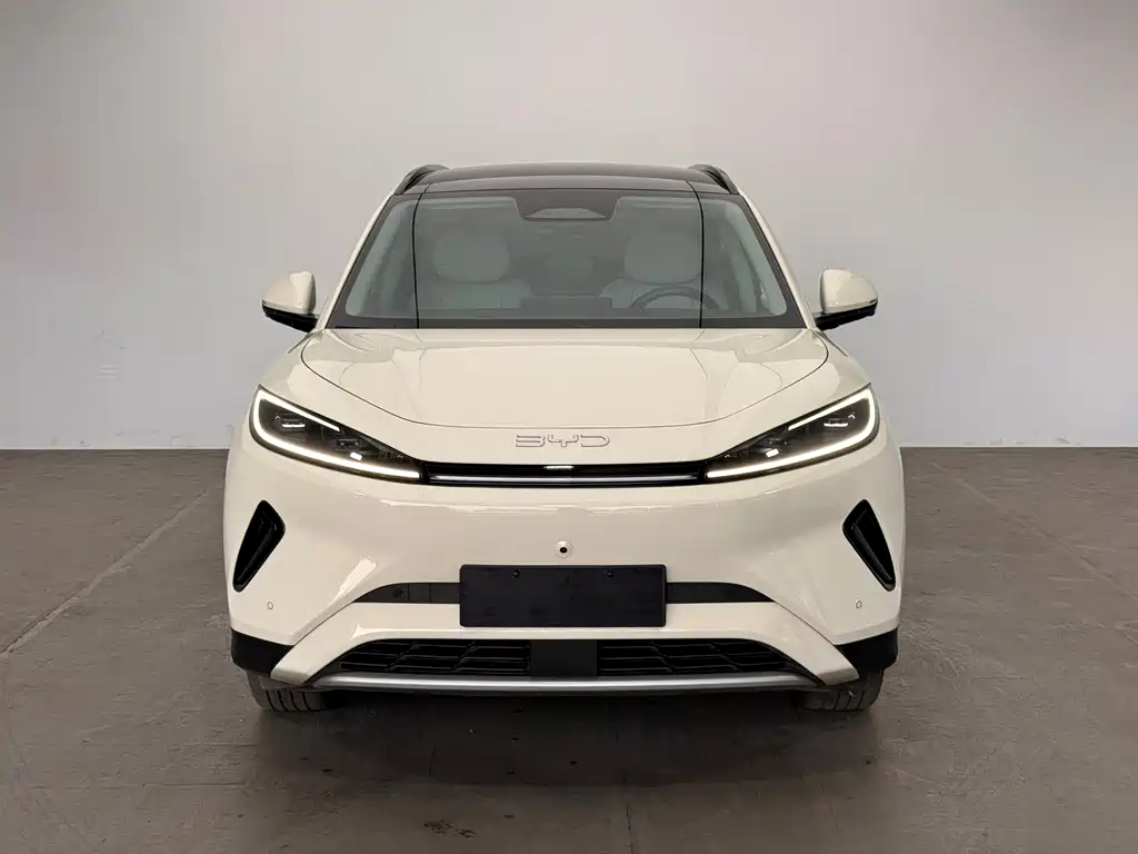 BYD Sealion 05 EV — миниатюра 2